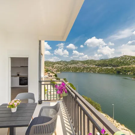 Apartmán Lakeview *