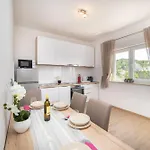 Apartamento Lakeview *