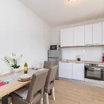 Lakeview Apartamento *