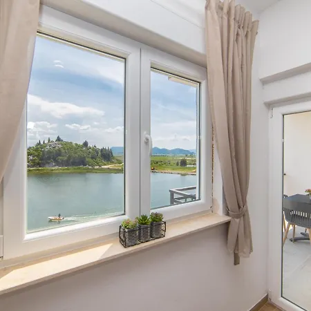 Lakeview Apartment Ploce (Dubrovnik-Neretva)