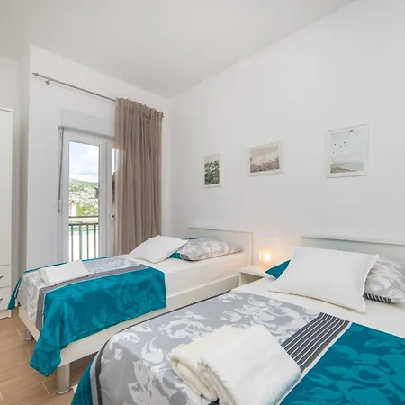 Apartmán Lakeview *