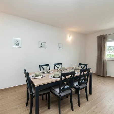 Apartmán Lakeview *