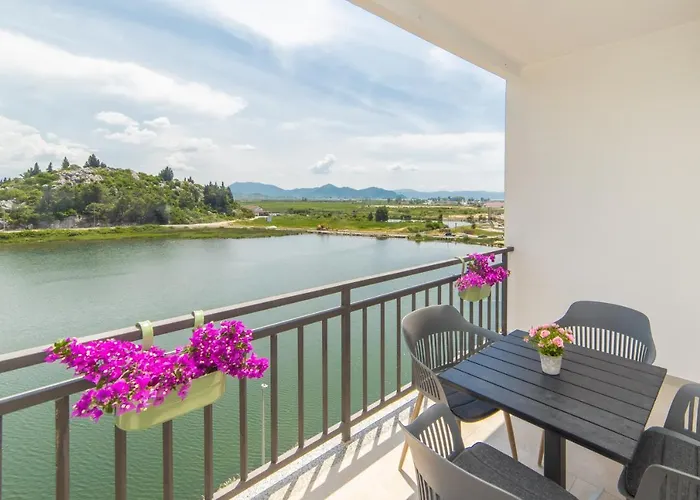 Lakeview Apartment Ploce (Dubrovnik-Neretva)