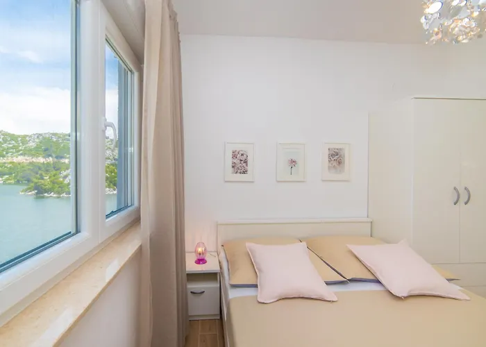 Apartment Lakeview Ploce (Dubrovnik-Neretva)