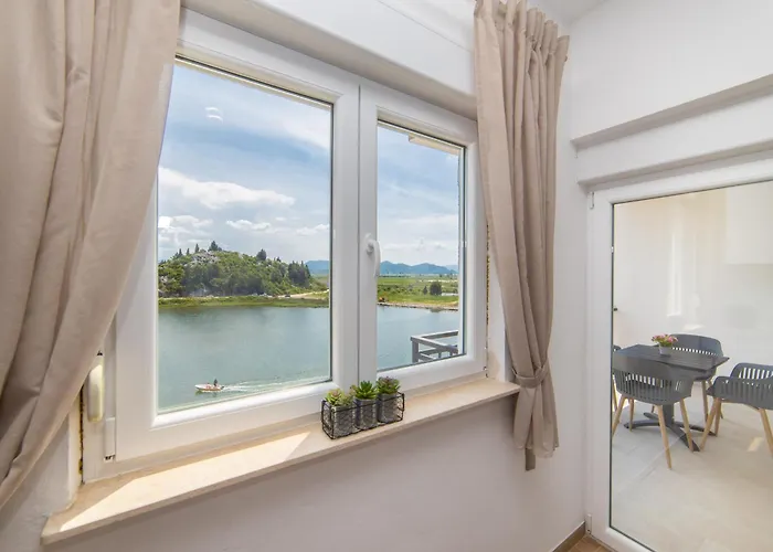 Lakeview Apartment Ploce (Dubrovnik-Neretva)